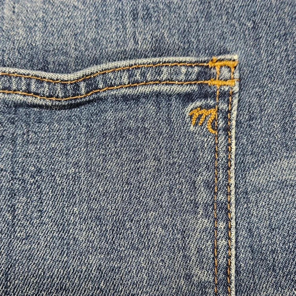 Madewell Womens High Rise Denim Shorts Medium Wash Raw Hem Size 30 Blue